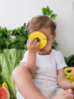 Ananas L'Ananas - OLI & CAROL Jaune - Oli Et Carol -Enfant Jouet Boutique ananas lananas oli carol 2