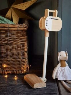 Aspirateur Balai En Bois FSC® Blanc - Vertbaudet -Enfant Jouet Boutique aspirateur balai en bois fsc 2