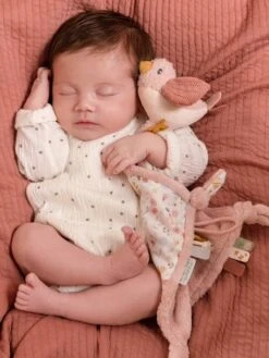 Doudou Carré Oiseau - Flowers & Butterflies - LITTLE DUTCH Rose Pâle - Little Dutch 6 Doudou Carré Oiseau - Flowers & Butterflies - LITTLE DUTCH Rose Pâle - Little Dutch -Enfant Jouet Boutique doudou carre oiseau flowers butterflies little dutch 2