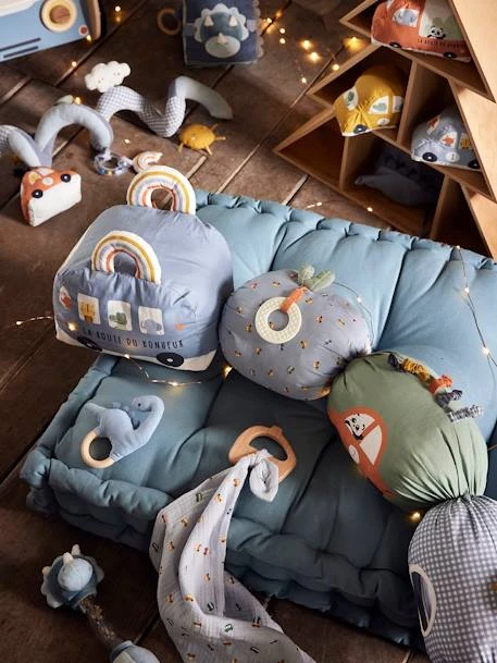 Doudou En Gaze De Coton + Hochet Bois EN VOITURE SIMON Multicolore - Vertbaudet 4 Doudou En Gaze De Coton + Hochet Bois EN VOITURE SIMON Multicolore - Vertbaudet – Image 4