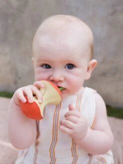 Pepa La Pomme - OLI & CAROL Rouge - Oli Et Carol -Enfant Jouet Boutique pepa la pomme oli carol 3