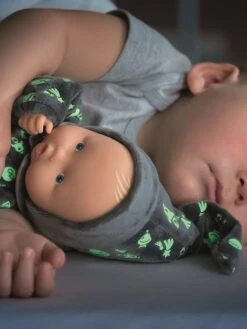 Poupée Babipouce Brille Dans La Nuit COROLLE Gris Fonce Uni Avec Decor - Corolle -Enfant Jouet Boutique poupee babipouce brille dans la nuit corolle 4